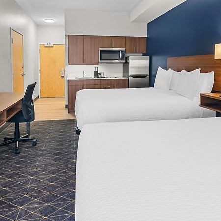Park Inn By Radisson, Kelowna Buitenkant foto